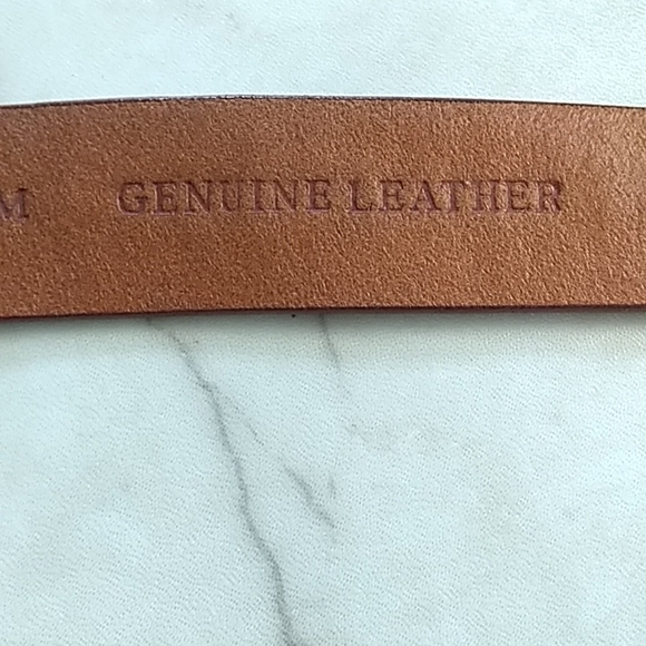 Dockers genuine leather belt. - Picture 5 of 7